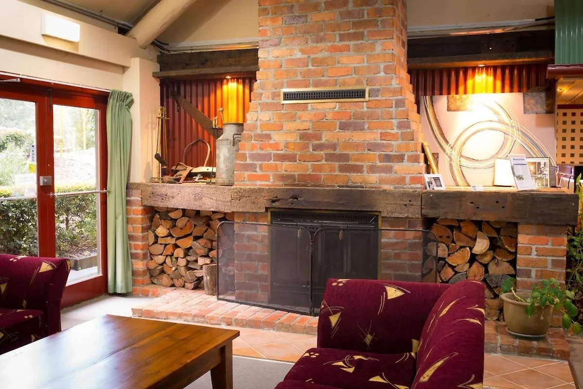 Aparthotel Cedar Lakes Country Resort Gold Coast Hinterland Advancetown Australien