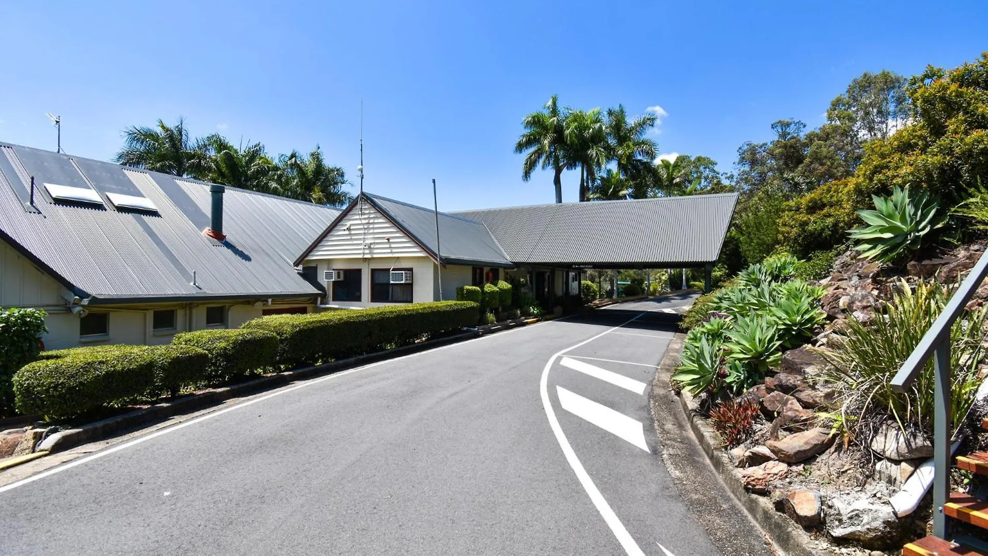 Cedar Lakes Country Resort Gold Coast Hinterland Advancetown Aparthotel
