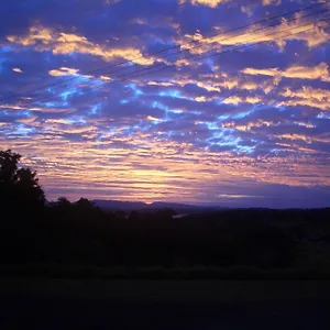Tinaroo Sunset Retreat Barrine